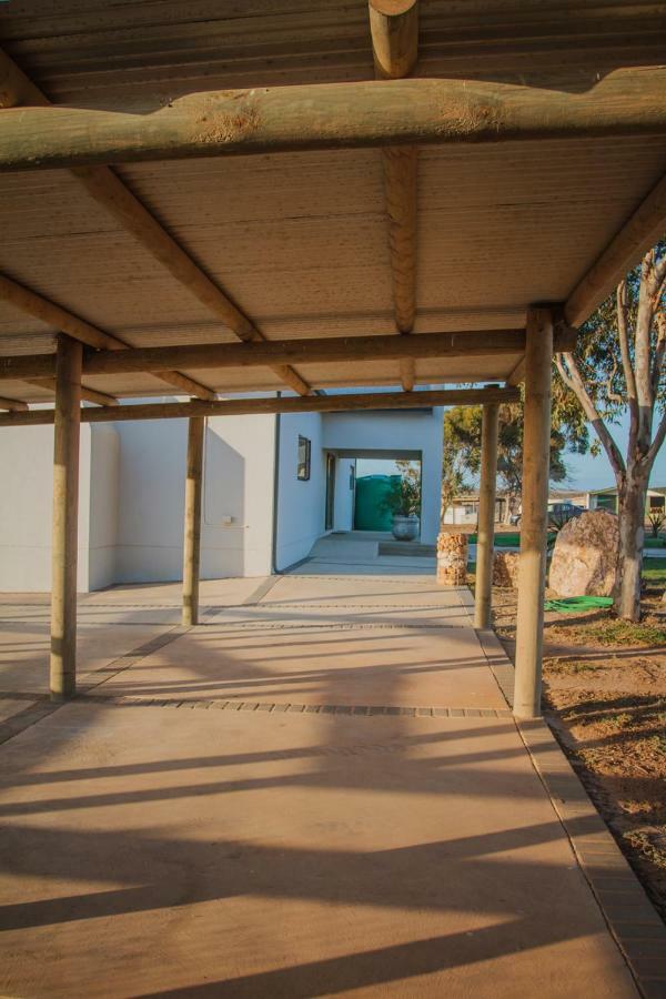 Melk Houte Bosch Guest Farm Hotel Swellendam Bagian luar foto